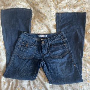90s low rise bootcut jeans